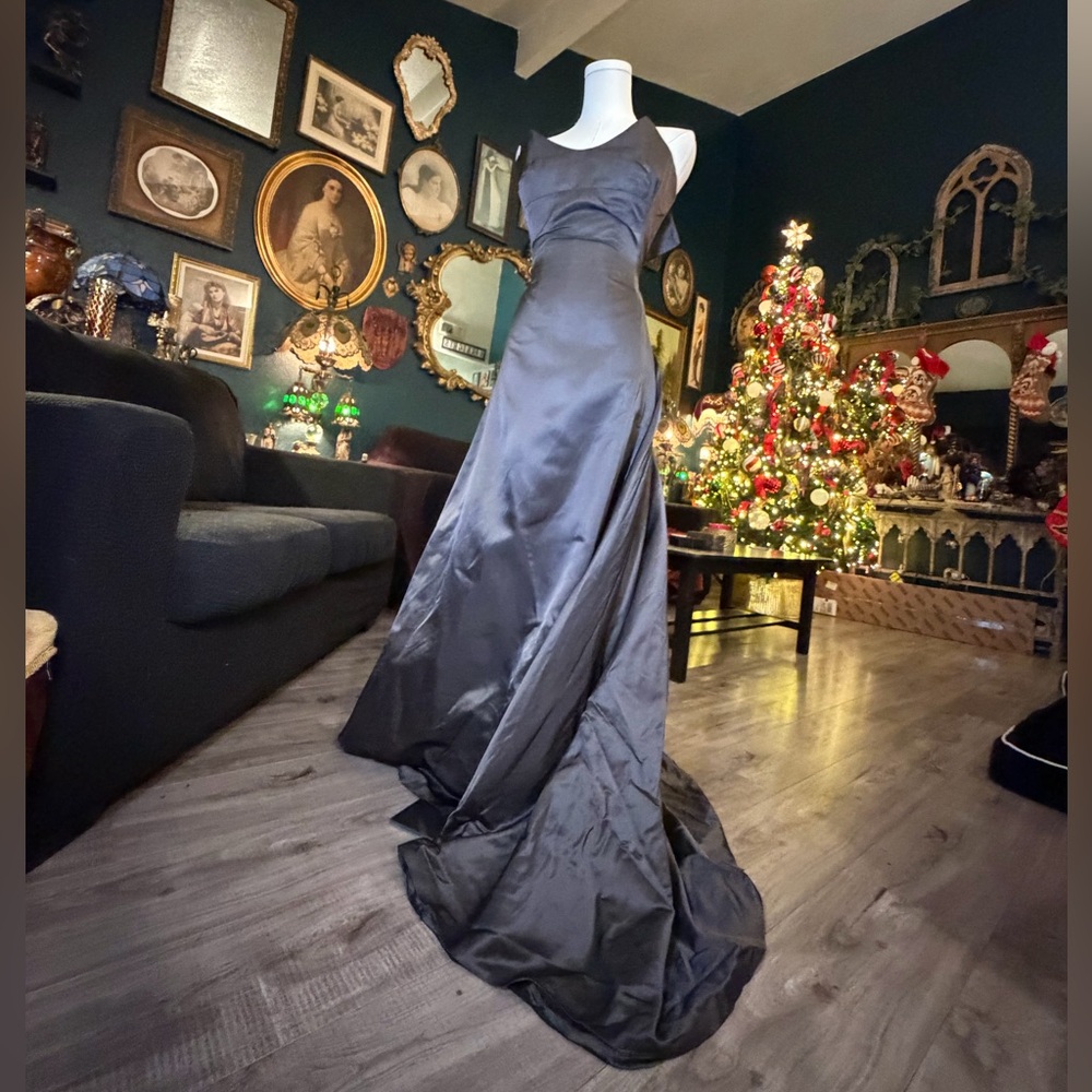 Richard Tyler Strapless Black Couture Gown - Picture 15 of 17